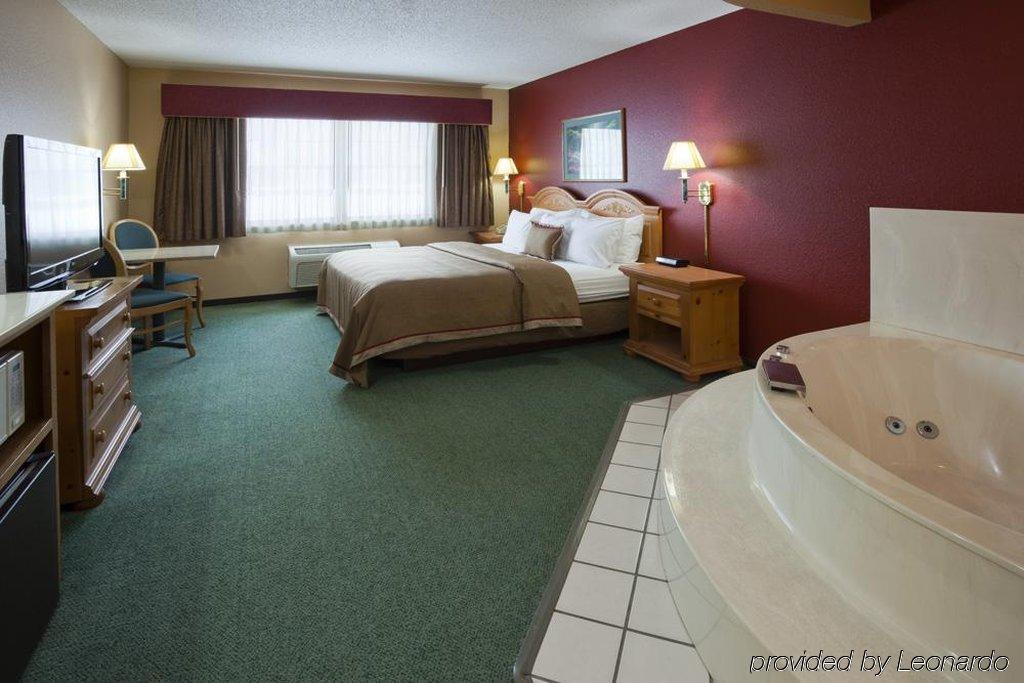 Quality Inn & Suites Stillwater Ngoại thất bức ảnh